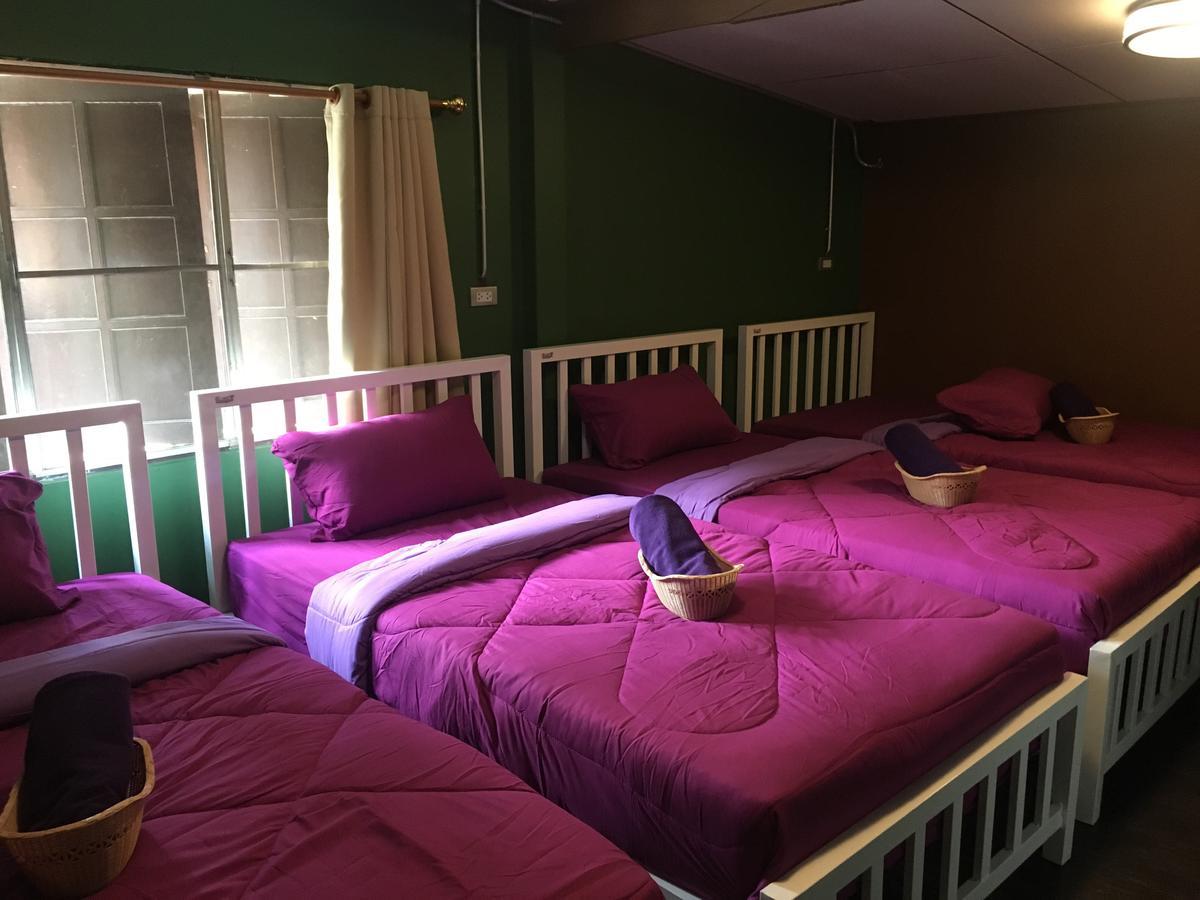 Resting Place Hostel Mueang Kao Exterior photo