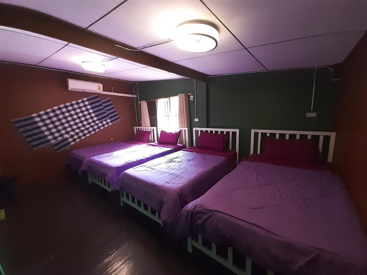 Resting Place Hostel Mueang Kao Exterior photo